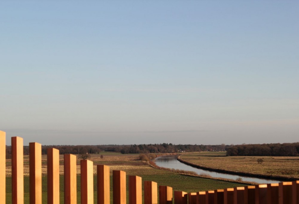 Viewingtower at Vecht Riverbank / Ateliereen Architecten