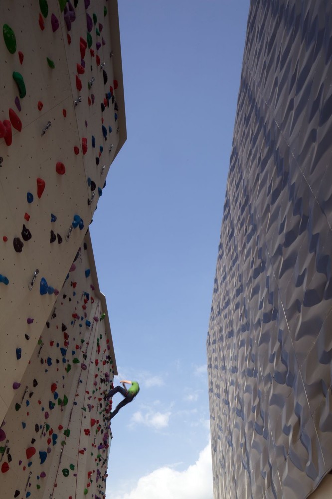 Indoor Rock Climbing / W. Meraner & Lanz + Mutschlechner