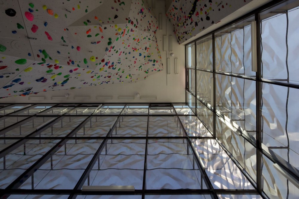 Indoor Rock Climbing / W. Meraner & Lanz + Mutschlechner