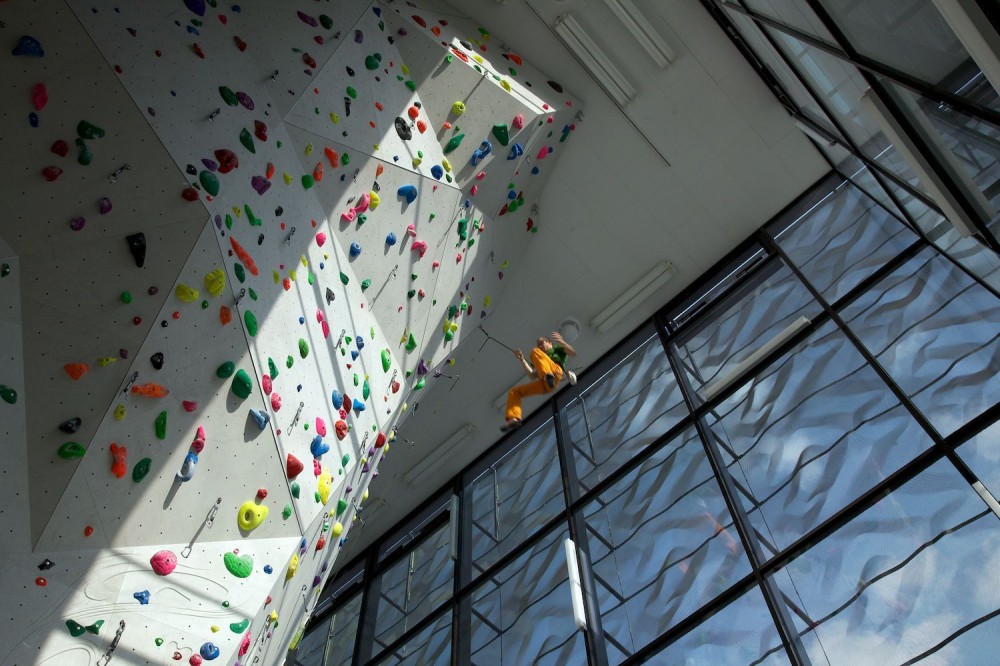 Indoor Rock Climbing / W. Meraner & Lanz + Mutschlechner