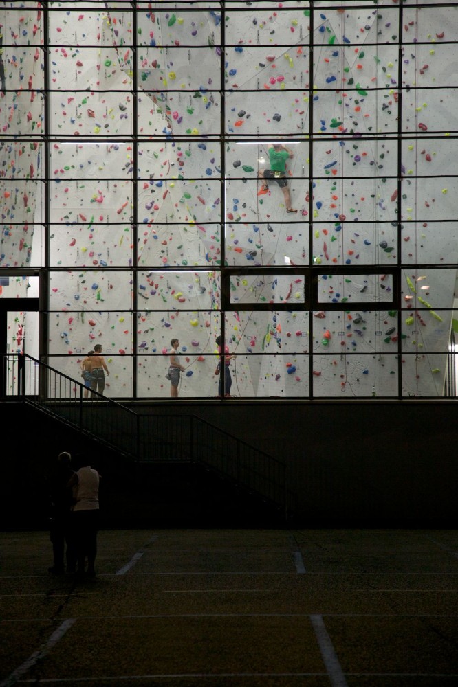 Indoor Rock Climbing / W. Meraner & Lanz + Mutschlechner