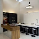 House Mosi / Nico van der Meulen Architects Courtesy of Nico van der Meulen Architects