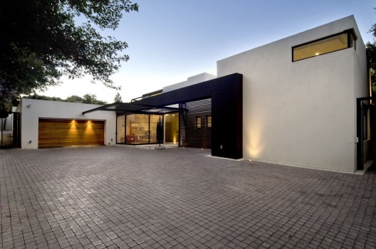 Courtesy of Nico van der Meulen Architects