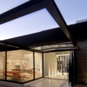 House Mosi / Nico van der Meulen Architects Courtesy of Nico van der Meulen Architects