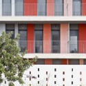 Viviendas de Protección Oficial / VORA Arquitectura © Adrià Goula