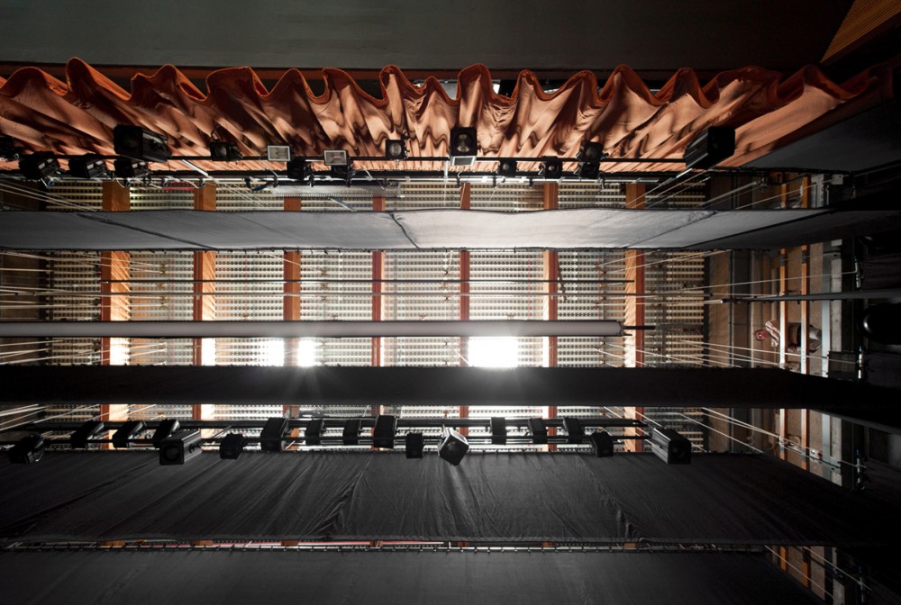 New Theatre in Montalto di Castro / MDU Architetti