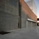 New Theatre in Montalto di Castro / MDU Architetti New Theatre in Montalto di Castro / MDU Architetti © Pietro Savorelli