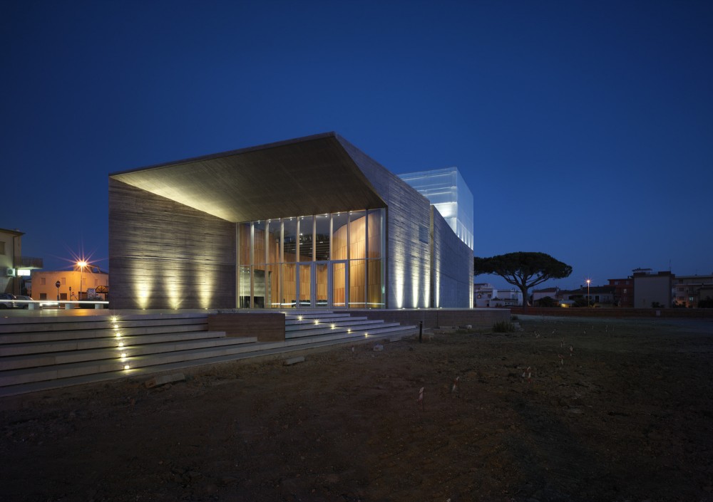 New Theatre in Montalto di Castro / MDU Architetti