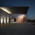 New Theatre in Montalto di Castro / MDU Architetti New Theatre in Montalto di Castro / MDU Architetti © Pietro Savorelli