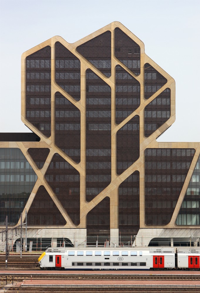 Hasselt Court of Justice / J. Mayer H. Architects + a2o architecten + Lens°Ass architecten