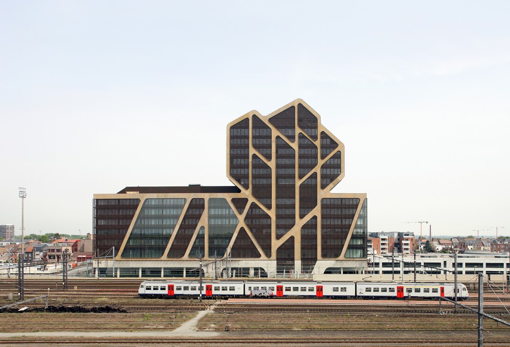 Hasselt Court of Justice / J. Mayer H. Architects + a2o architecten + Lens°Ass architecten