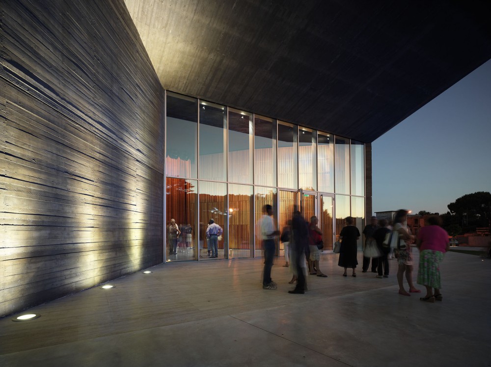New Theatre in Montalto di Castro / MDU Architetti