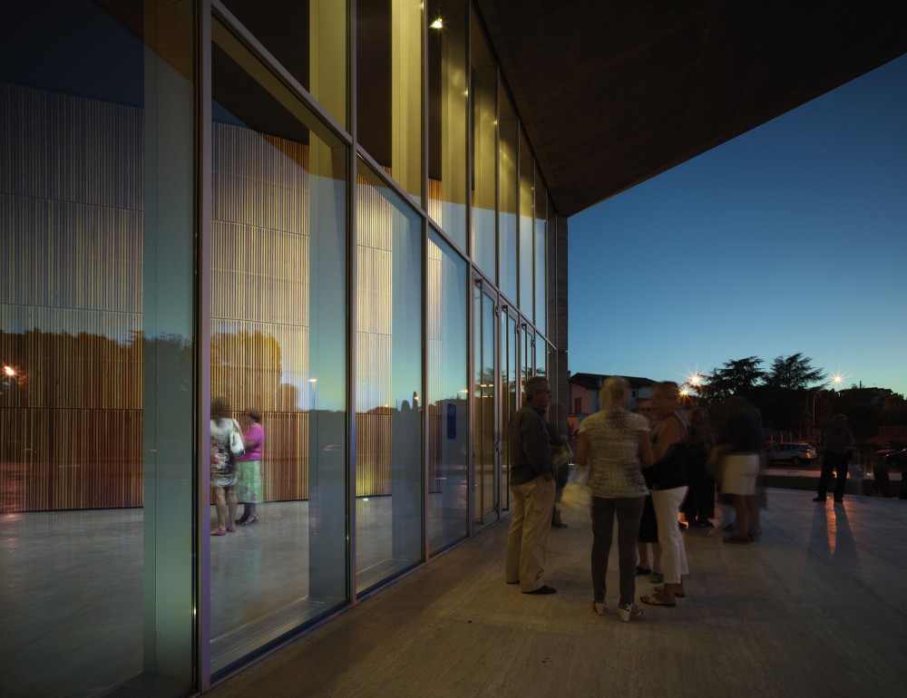 New Theatre in Montalto di Castro / MDU Architetti