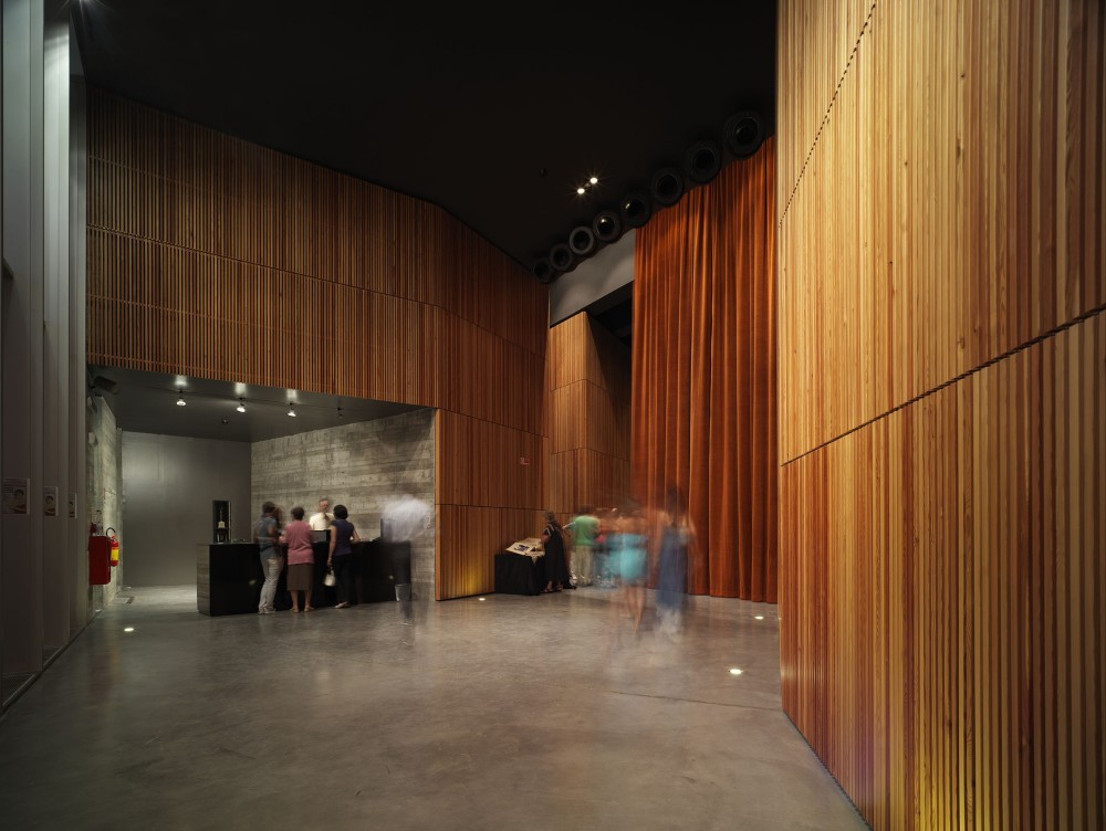 New Theatre in Montalto di Castro / MDU Architetti