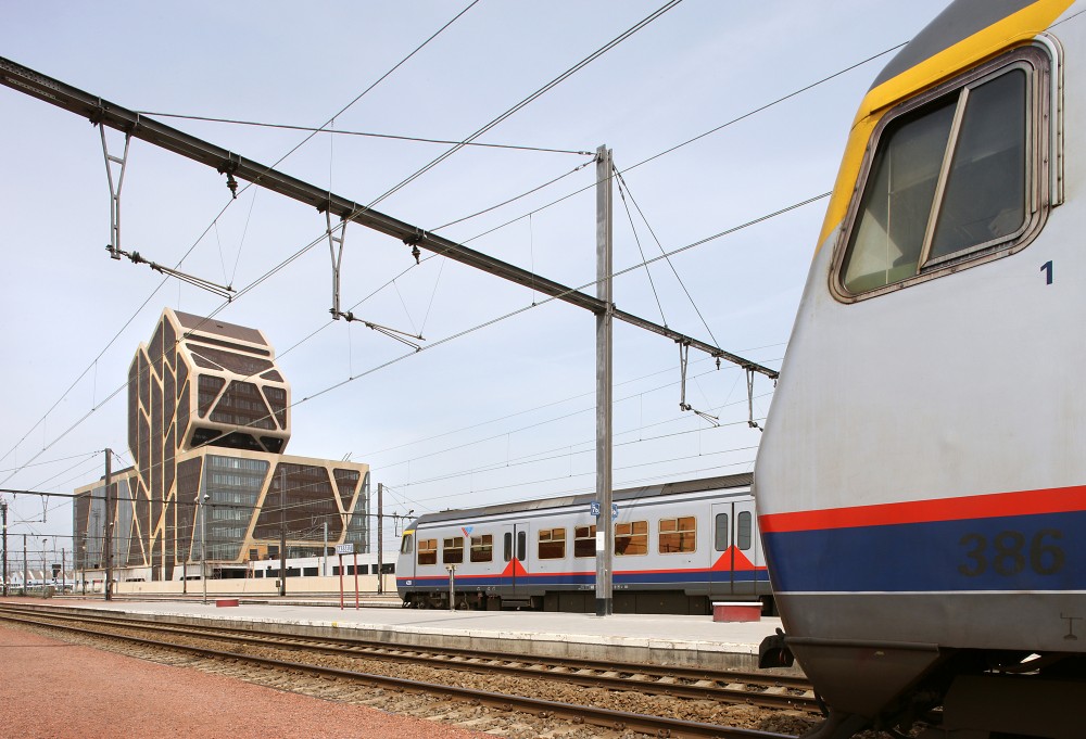 Hasselt Court of Justice / J. Mayer H. Architects + a2o architecten + Lens°Ass architecten