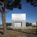 New Theatre in Montalto di Castro / MDU Architetti New Theatre in Montalto di Castro / MDU Architetti © Pietro Savorelli