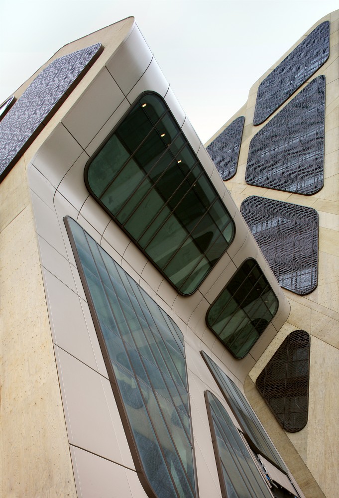 Hasselt Court of Justice / J. Mayer H. Architects + a2o architecten + Lens°Ass architecten