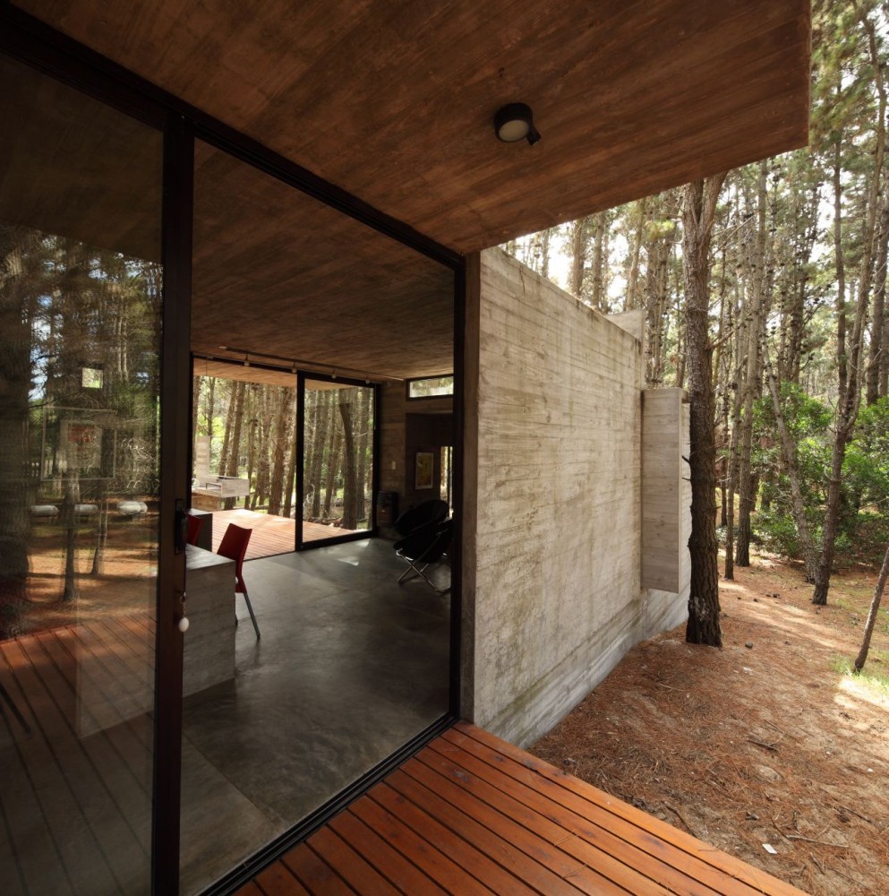 AV House / BAK Architects