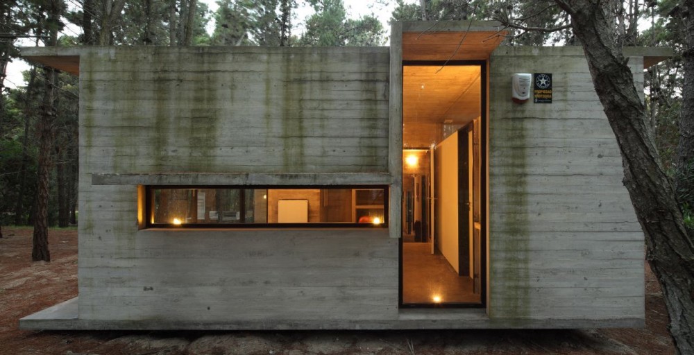 AV House / BAK Architects