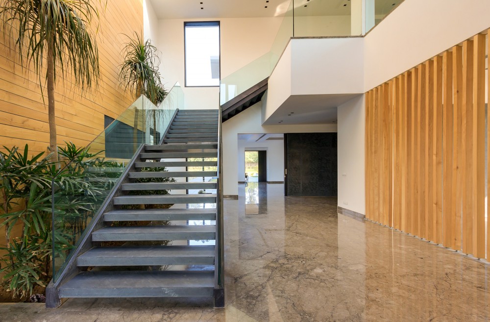 F3 Farmhouse / DADA & Partners