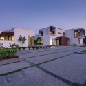 F3 Farmhouse / DADA & Partners F3 Farmhouse / DADA & Partners © Ranjan Sharma / Lightzone India
