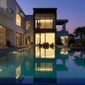 F3 Farmhouse / DADA & Partners F3 Farmhouse / DADA & Partners © Ranjan Sharma / Lightzone India