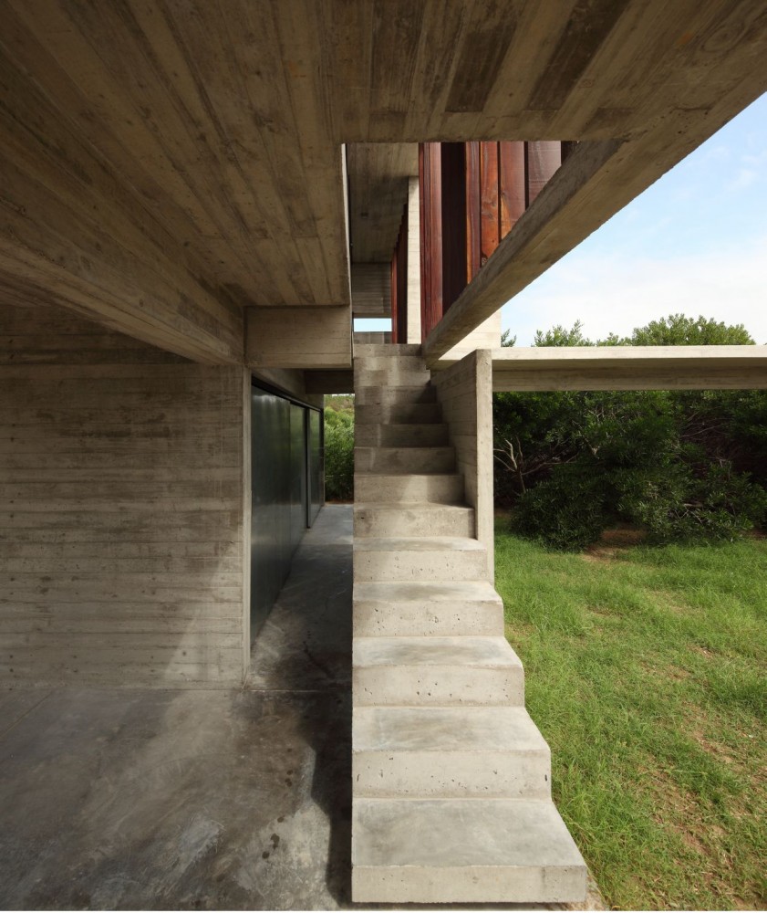 Costa Esmeralda House / BAK Architects