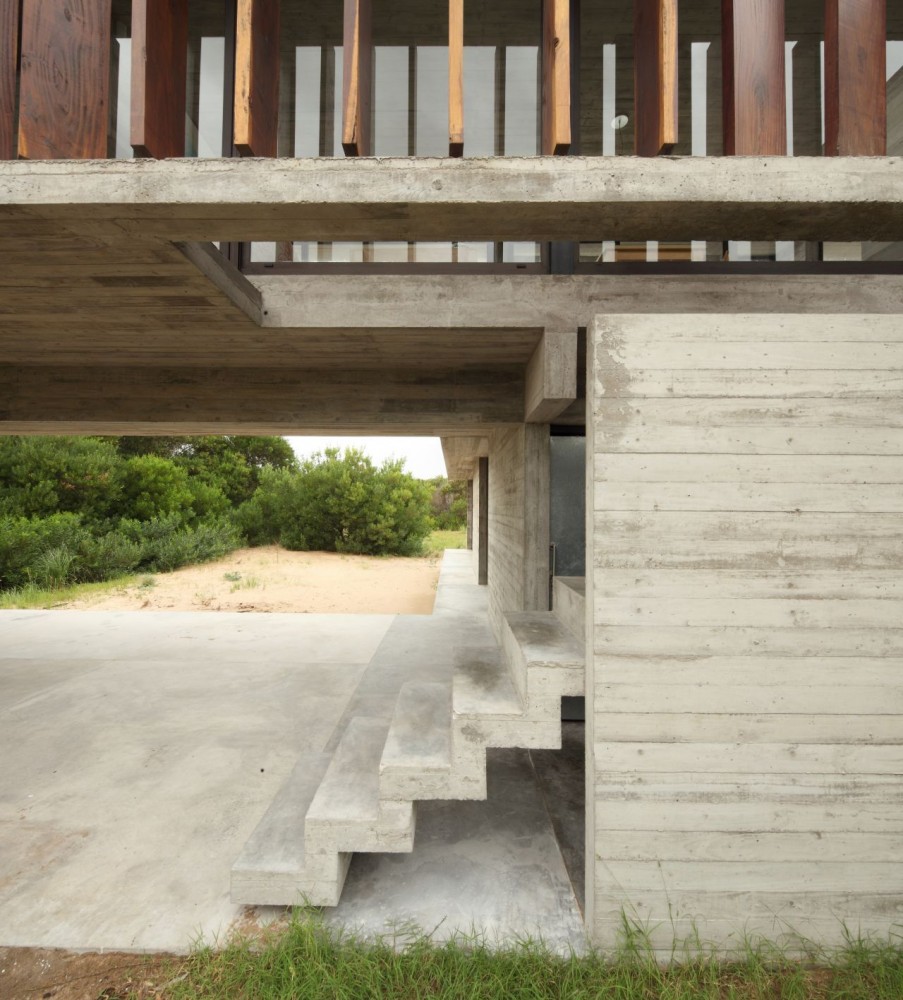 Costa Esmeralda House / BAK Architects