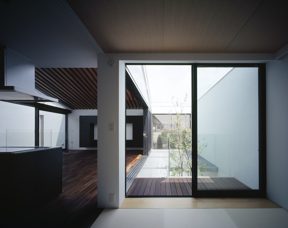 Dent / APOLLO Architects & Associates