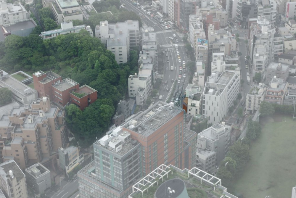 Iron Gallery / Kensuke Watanabe Architecture Studio