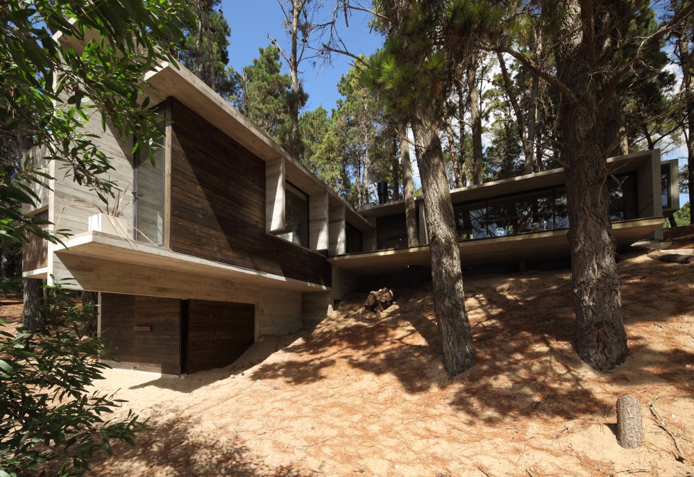 BB House / BAK Architects