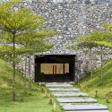 Dai Lai Conference Hall / Vo Trong Nghia Architects © Hiroyuki Oki