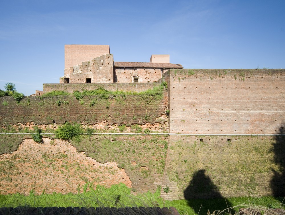 Renovation and Reconstruction of the Castle of Novara / Studio Zermani e Associati