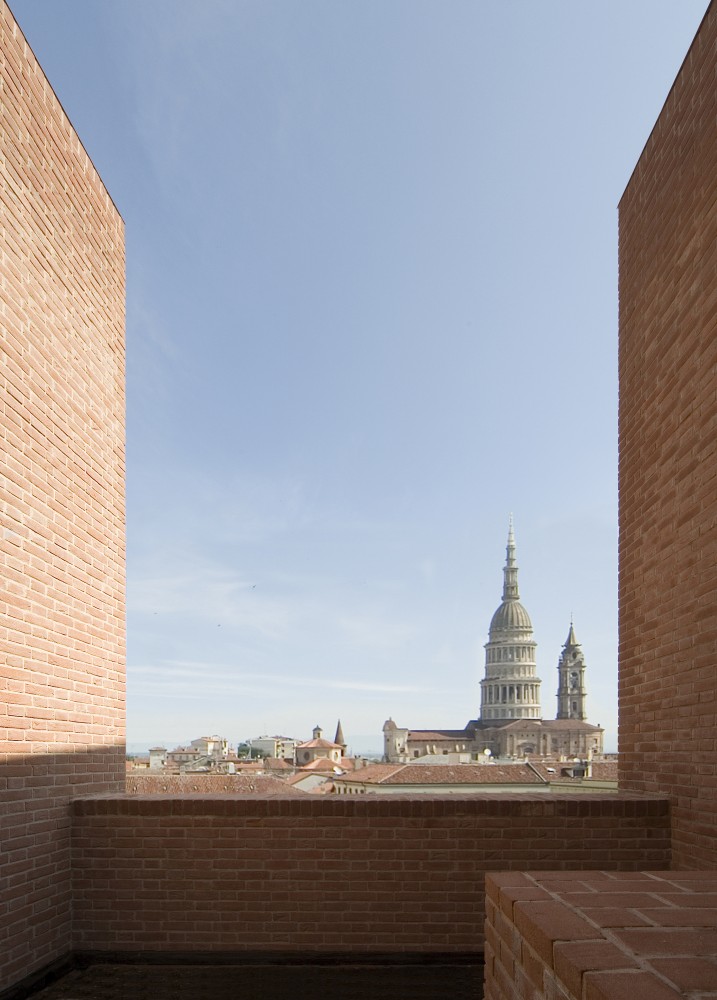 Renovation and Reconstruction of the Castle of Novara / Studio Zermani e Associati
