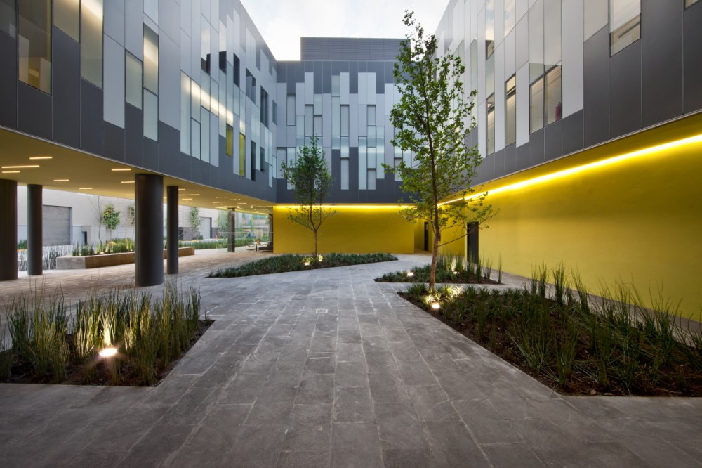TV Azteca Film & TV Sets Campus / at103