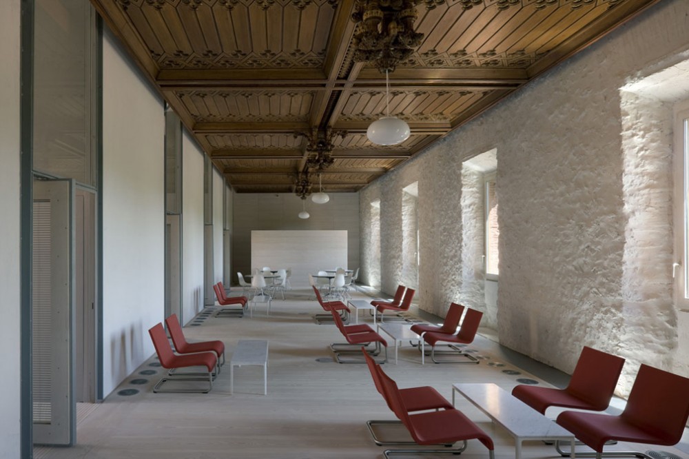Renewal of the Old Main Seminar of Comillas University / Fernandez-Abascal y Muruzabal + Ortiz y Barrientos +  Ulargui y Pesquera