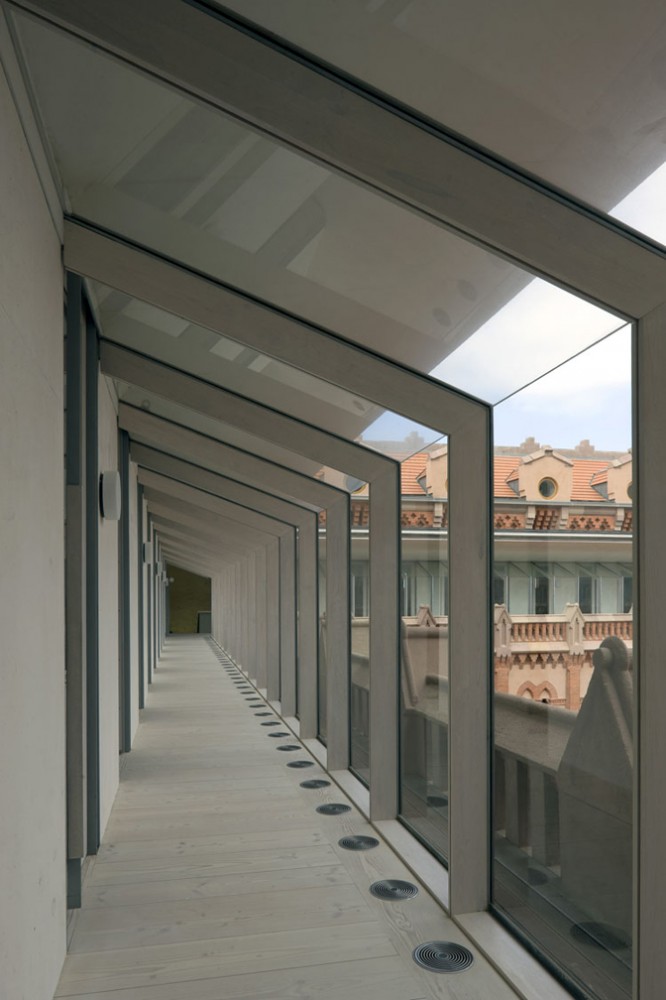 Renewal of the Old Main Seminar of Comillas University / Fernandez-Abascal y Muruzabal + Ortiz y Barrientos +  Ulargui y Pesquera