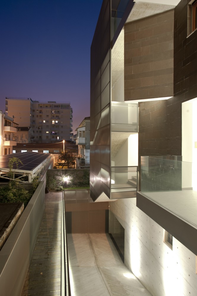 Residential Building “Brancacci” / Alessandro Luigini