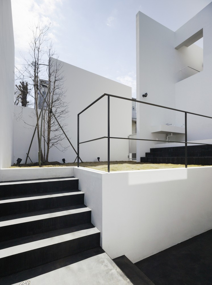 House in Sakurajyosui / General Design