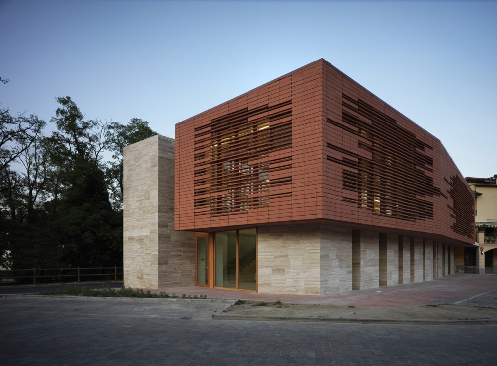 Municipal Library of Greve / MDU Architetti