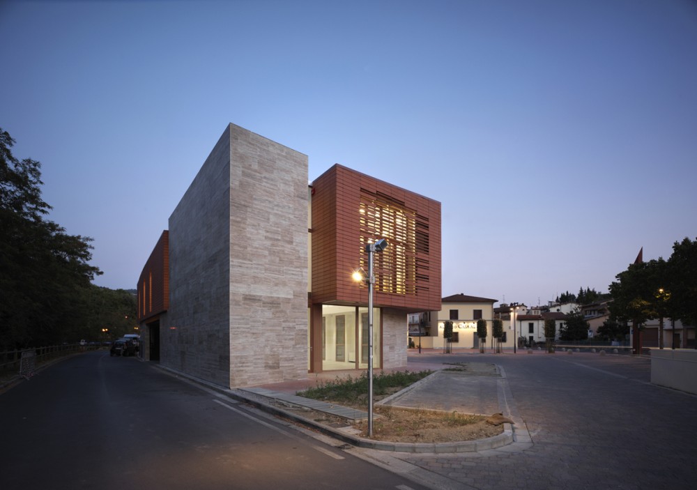 Municipal Library of Greve / MDU Architetti