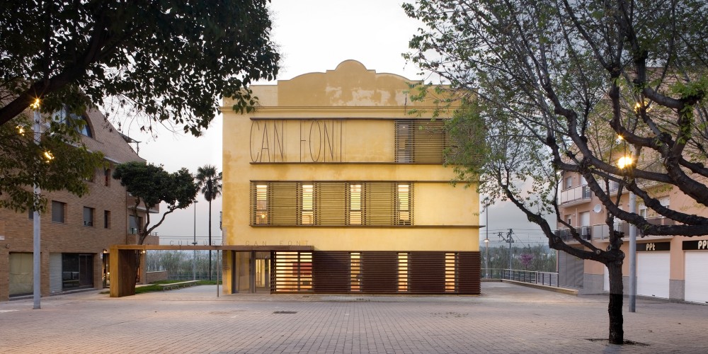 Can Font Cultural Center / taller 9s arquitectes