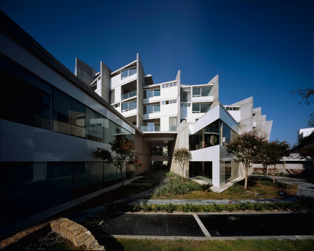 O Dos Vasconcelos – Hotel Habita Monterrey / Landa Arquitectos