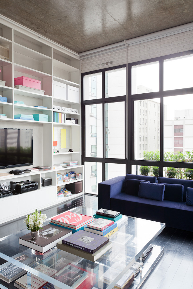 Loft in Itaim / FGMF Arquitetos