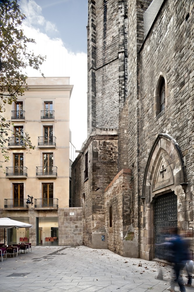 Toy Library and Offices / taller 9s arquitectes