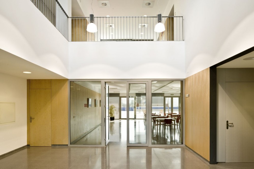 La Vorada Center for Seniors / taller 9s arquitectes