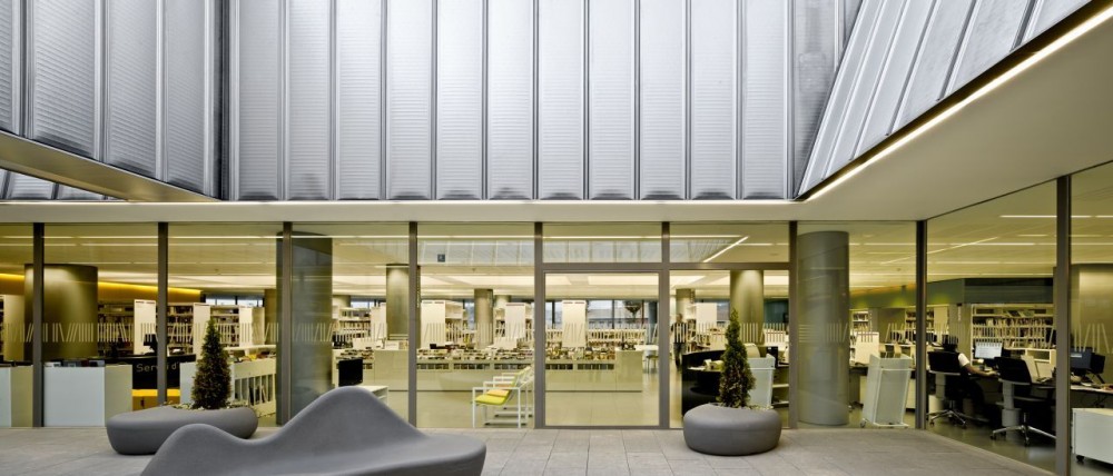 Library in Singuerlin / taller 9s arquitectes