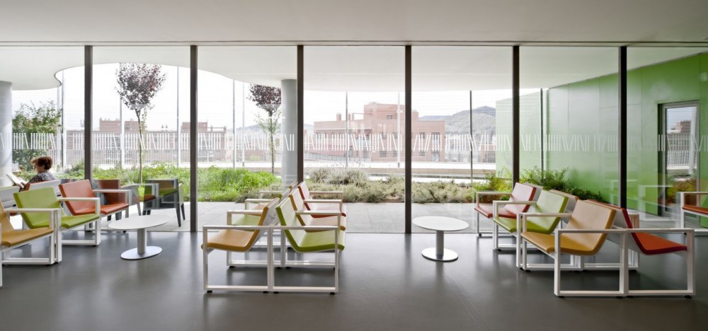 Library in Singuerlin / taller 9s arquitectes