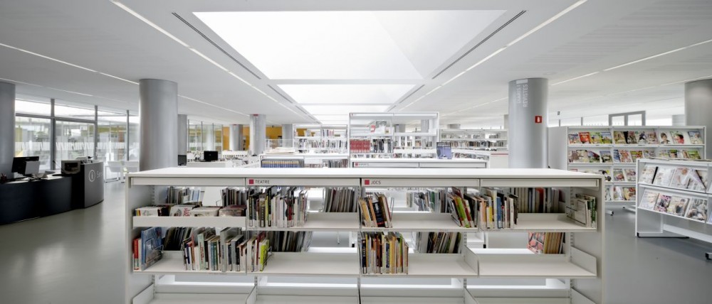 Library in Singuerlin / taller 9s arquitectes