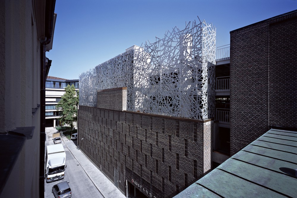 Salvartor Car Park / Peter Haimerel Architektur